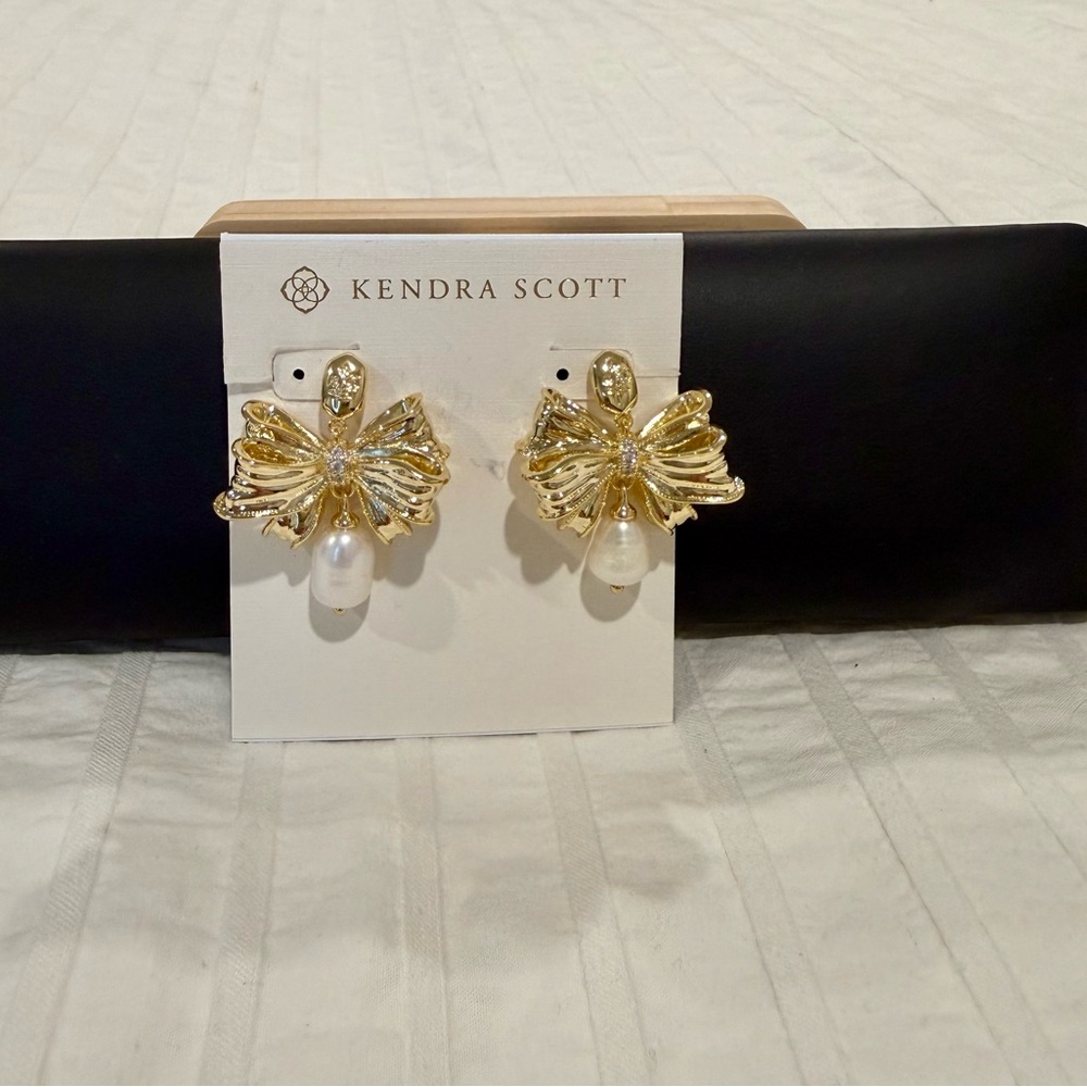 Kendra Scott Love Shack Fancy Gold Bow Earrings with Pearl Drop